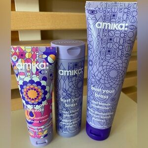 Amika Bust Your Brass travel set